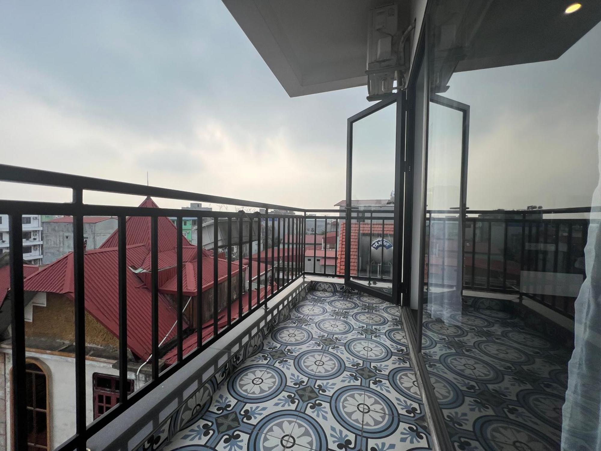 Paragon Noi Bai Hotel & Pool Hanoi Kültér fotó