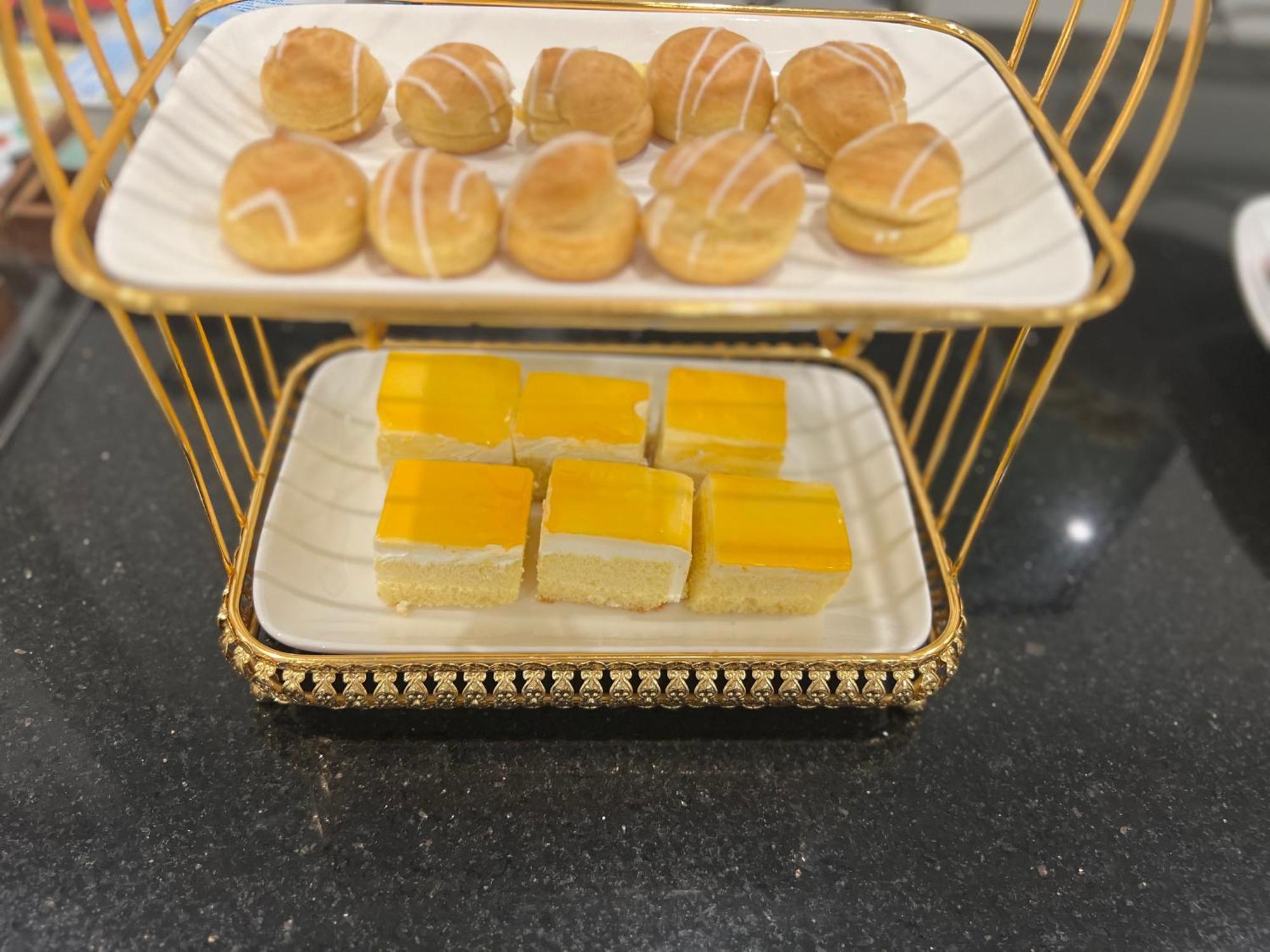 Paragon Noi Bai Hotel & Pool Hanoi Kültér fotó