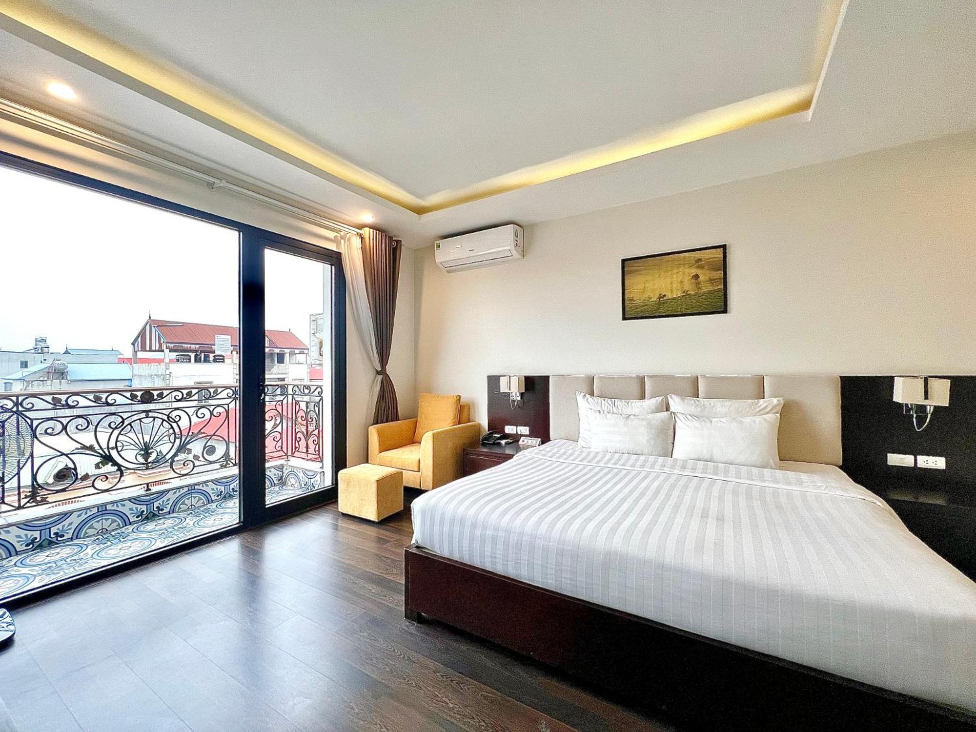 Paragon Noi Bai Hotel & Pool Hanoi Kültér fotó