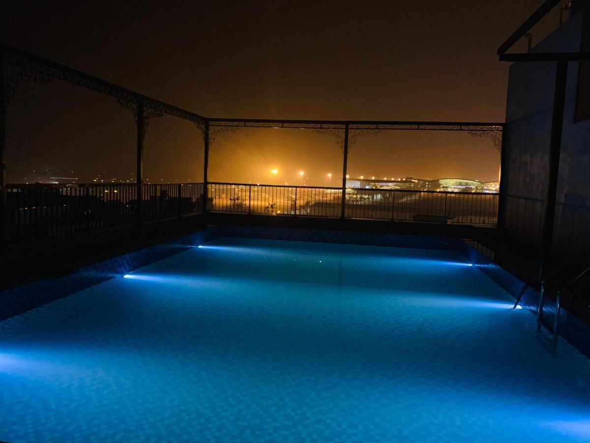 Paragon Noi Bai Hotel & Pool Hanoi Kültér fotó