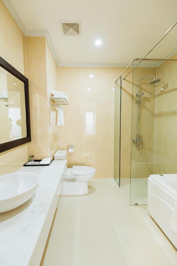 Paragon Noi Bai Hotel & Pool Hanoi Kültér fotó
